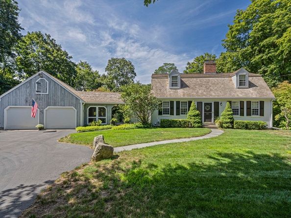 639 Main St., Hingham MA 02043