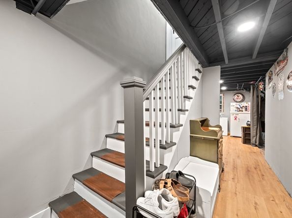 32 Field St, Auburn MA 01501
