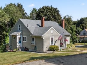 32 Field St, Auburn MA 01501