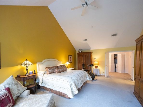 2 Kingson Ln 2, Medway MA 02053