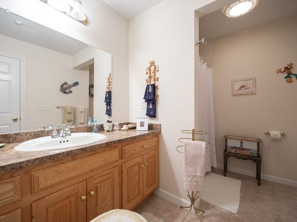 2 Kingson Ln 2, Medway MA 02053