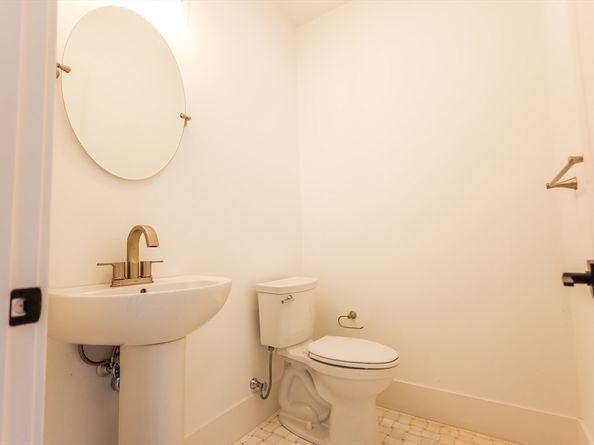 15A Bellmore Road, Framingham MA 01702