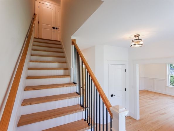15A Bellmore Road, Framingham MA 01702