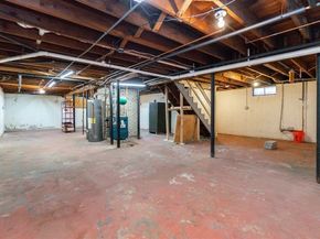 30 Clairmont St, Lynn MA 01904
