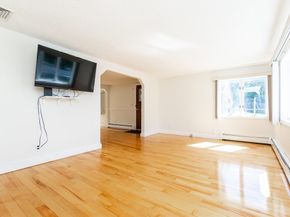 30 Clairmont St, Lynn MA 01904