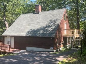 871 Pleasant St, Leominster MA 01453