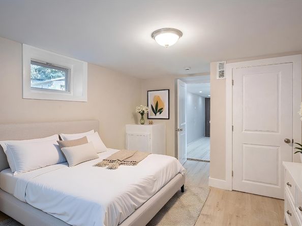 8 Teresa Circle, Arlington MA 02474