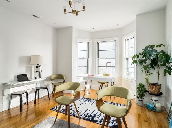 705 Massachusetts Avenue 6, Boston MA 02118