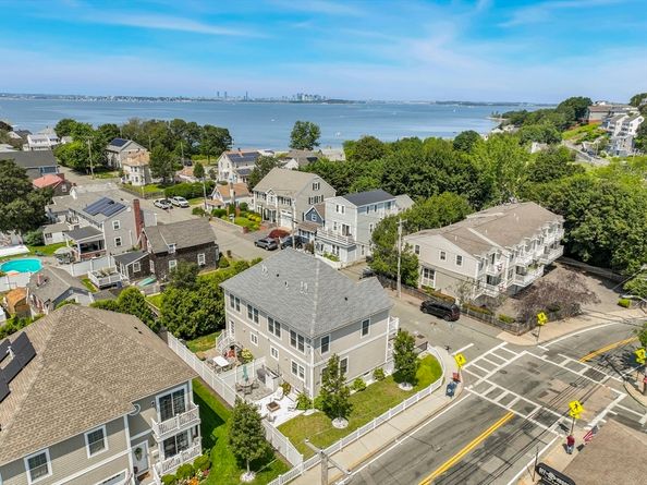 103 Bay View Ave 103, Quincy MA 02169