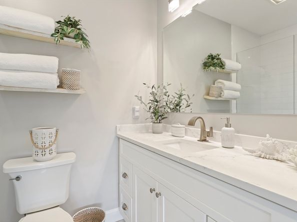 103 Bay View Ave 103, Quincy MA 02169