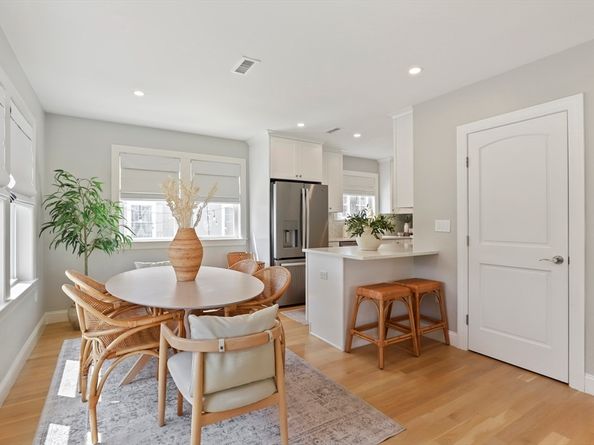 103 Bay View Ave 103, Quincy MA 02169