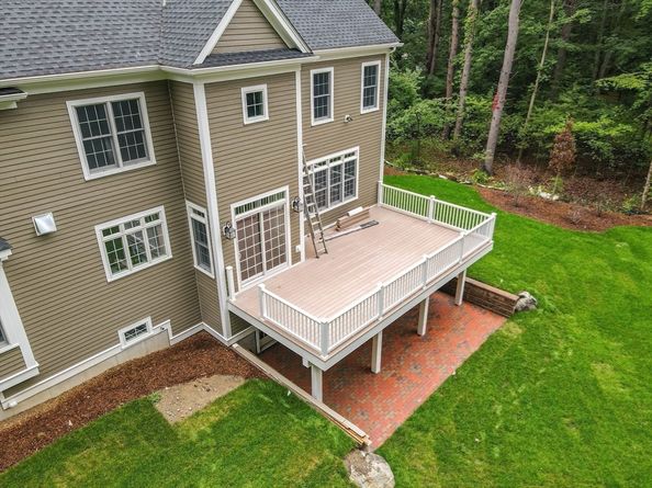 262 Meadowbrook Rd, Dedham MA 02026
