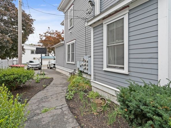 8 Common St 1, Stoneham MA 02180