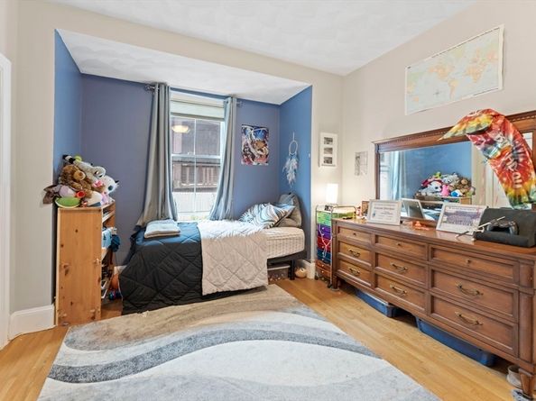 8 Common St 1, Stoneham MA 02180