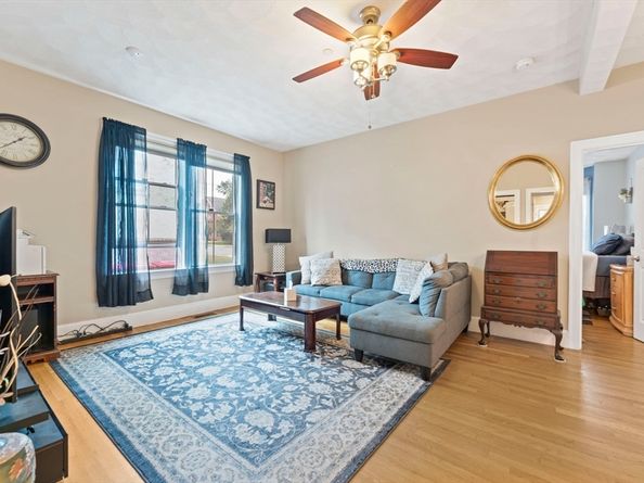 8 Common St 1, Stoneham MA 02180