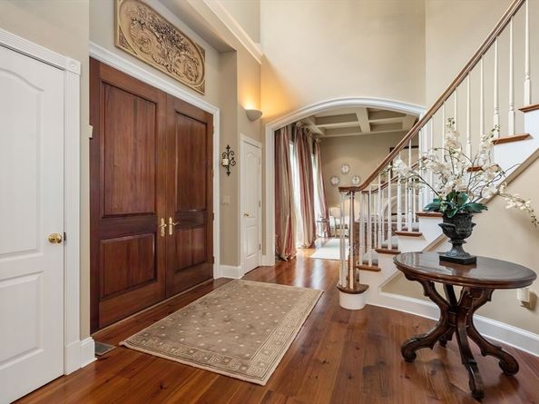 6 Witherbee Ln, Southborough MA 01772