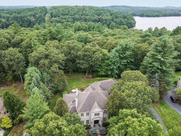 6 Witherbee Ln, Southborough MA 01772
