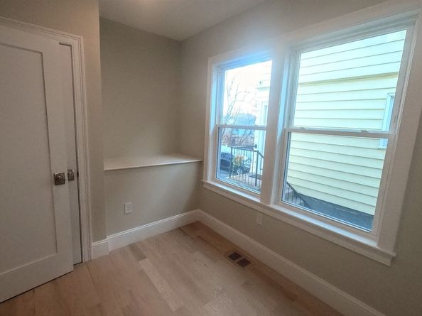 103 Neponset Ave. 103, Boston MA 02131