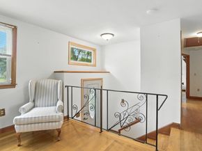 12 Wellington Dr, Hudson MA 01749