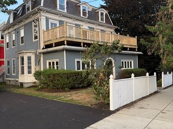 40 Crescent Ave