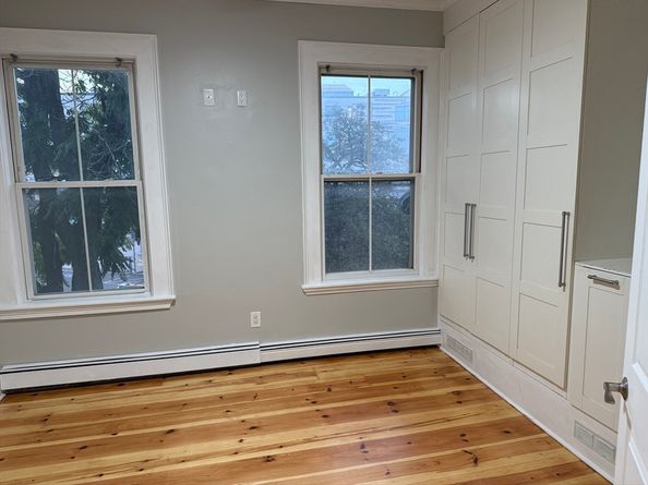 40 Crescent Ave 3, Chelsea MA 02150