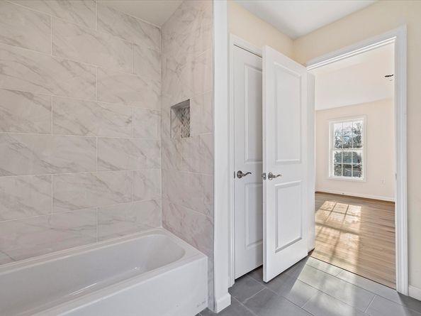 148A Tory Fort Ln, Worcester MA 01602