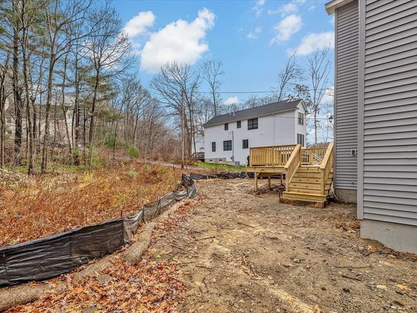 148A Tory Fort Ln, Worcester MA 01602