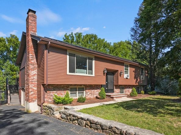 97 Cook Lane, Marlborough MA 01752