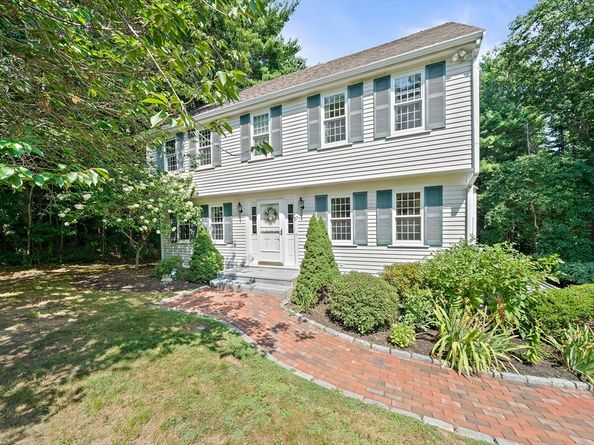 57 Carolina Trl, Marshfield MA 02050