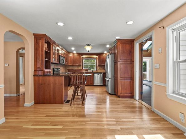 74 Vernon Street, Bridgewater MA 02324