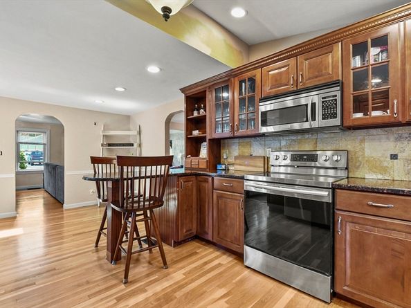 74 Vernon Street, Bridgewater MA 02324