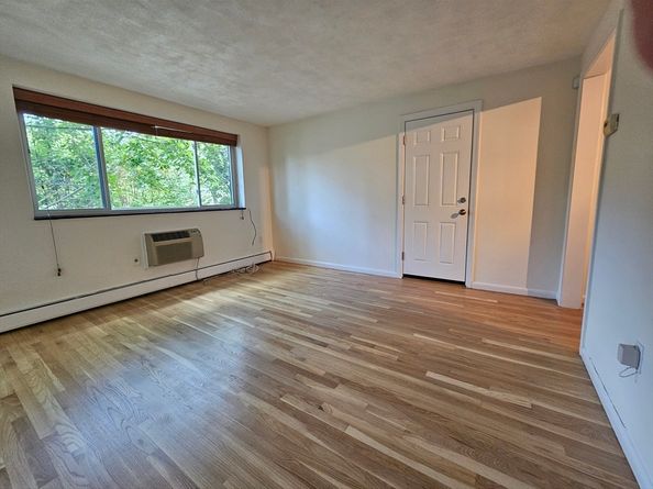 5 Centre Street 32, Cambridge MA 02139