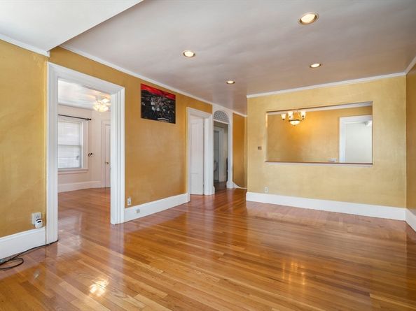 93 Franklin St, Lynn MA 01905