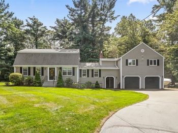 31 Hillcrest Dr