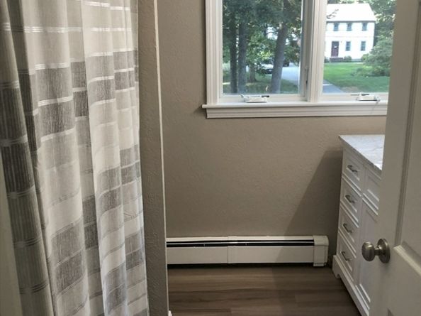 31 Hillcrest Dr, Pembroke MA 02359