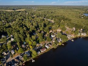 29 Ocean, Halifax MA 02338