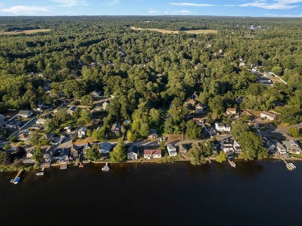 29 Ocean, Halifax MA 02338