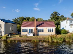 29 Ocean, Halifax MA 02338