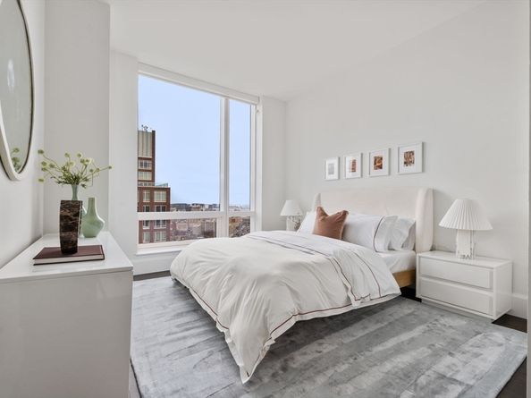 430 Stuart St 27DE, Boston MA 02116