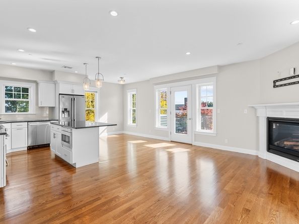 22 Chickatawbut Street U2, Boston MA 02122