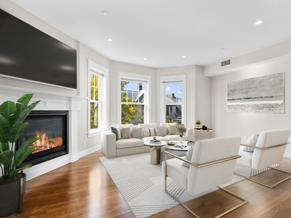 22 Chickatawbut Street U2, Boston MA 02122