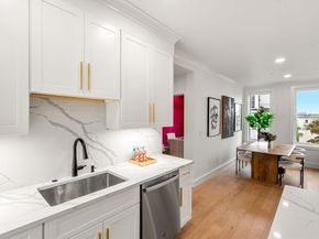 202 Maverick St 302, Boston MA 02128