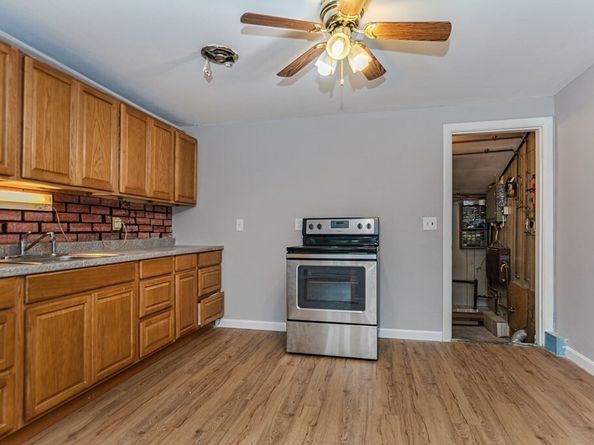 35 Bernadette St, Fitchburg MA 01420