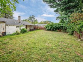 35 Bernadette St, Fitchburg MA 01420