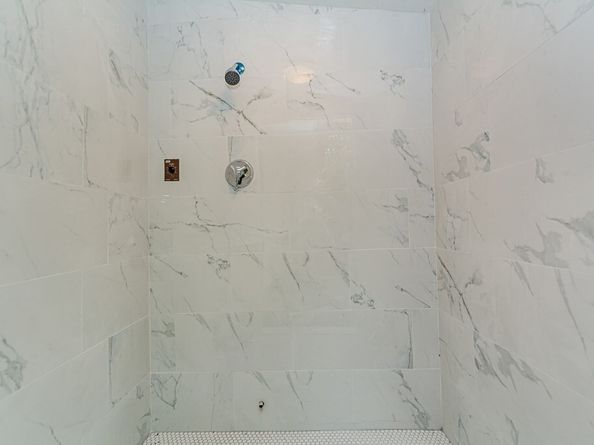 35 Bernadette St, Fitchburg MA 01420