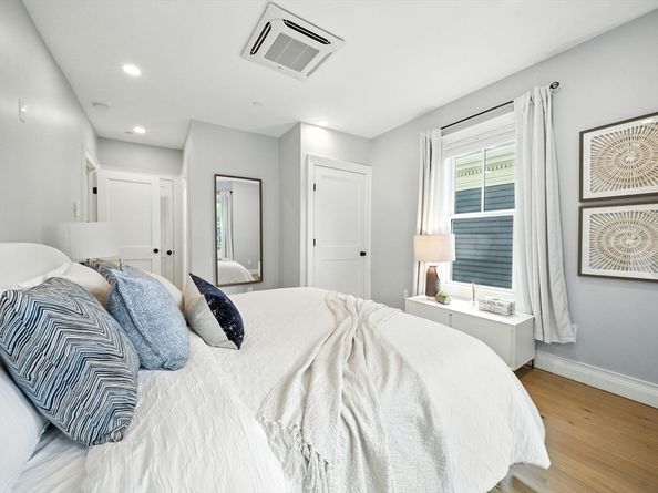 74-76 Dana St 2, Cambridge MA 02138