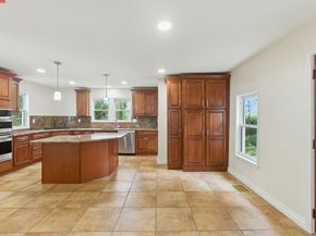 36 Chestnut, Marlborough MA 01752