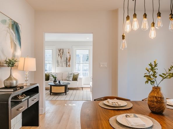 16 Blue Hill Ave, Milton MA 02186