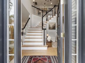 37 Stirling St, Andover MA 01810