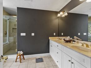 37 Stirling St, Andover MA 01810